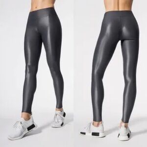 Carbon38 Women’s Takara Shine Snakeskin Leggings Charcoal Size S Activewear